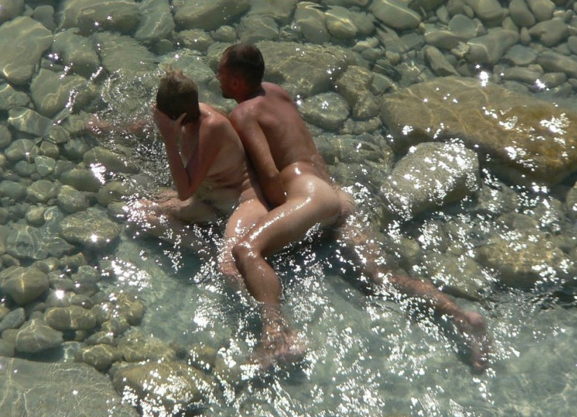 Секс туристов в воде